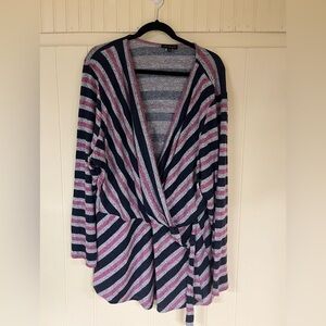 Lane‎ Bryant long sleeve the waist top